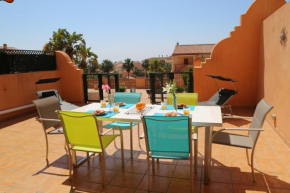  Apartamento Alta Loma with bbq, sea views, pool, WiFi sleeps 6  Фуэнхирола